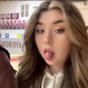 Meet your Posher, Jayde